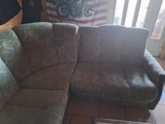 Darujem rohovu sedacku - 3