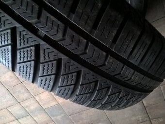 2 ks ZIMNÉ 175/65 R15 88H SAILUN 3020 cca 6-7 mm LEN 20€/kus - 3