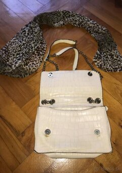 Kabelka Guess - nosená - original - 3