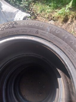205/60r16 - 3