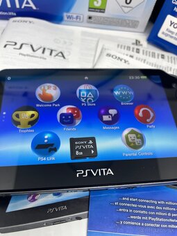 PS VITA PCH-1004  OLED +8GB - 3