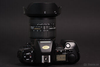 Nikon F-801. Sigma 18-35mm - 3