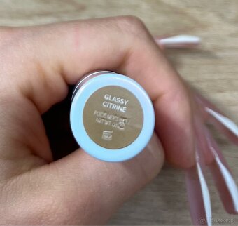 Haus Labs highlighter - 3