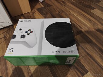 Predám xbox series s 512 GB SSD - 3