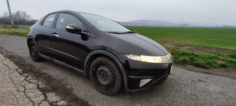 Honda Civic 8g 1.8i - 3