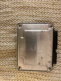 Riadiaca jednotka motora ECU - 3