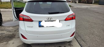 Kupim zadnu roletu do Hyundai I30 - 3