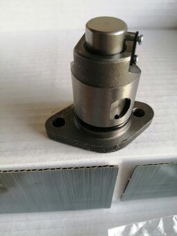 Toyota Avensis, Corolla 1. 6, 1.8benzin - 3