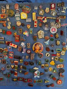 Predám odznaky rôzne - 3