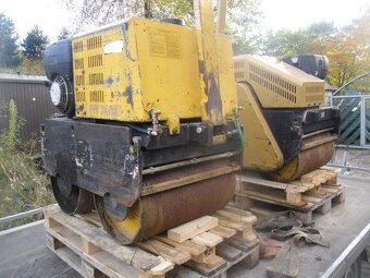 Ručně vedený vibrační válec NTC 700/22Hv - 3