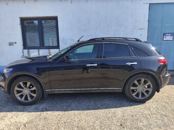 Infiniti FX35 4x4 - 3