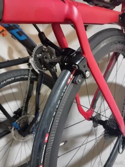 Predám cestný bicykel Fuji Transonic - 3