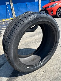 Letné pneumatiky 4ks Nokian powerproof 245/40 R18 - 3