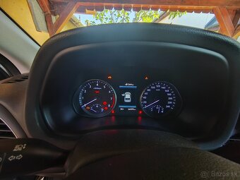 Predám auto po náraze do múrika - 3