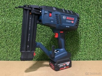 Bosch Professional GNH 18V-50 M akumulátorová klincovačka - 3