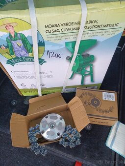 PREDÁM VÝKONNÝ KLADIVKOVÝ ŠROTOVNIK,MASÍ na 2230.NOVÝ.4SITA - 3
