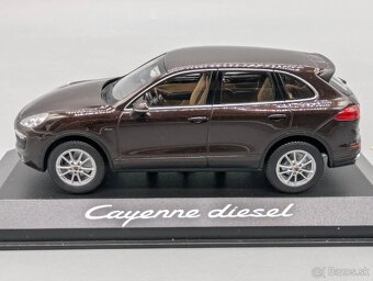 1:43 Minichamps Porsche Cayenne Diesel - 3