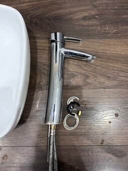 Umývadlo s batériou - 3