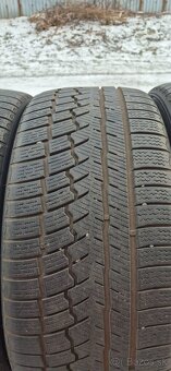 Sada zimnych gum 245/40R19 - 3