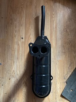 Škoda 120L výfuk - 3