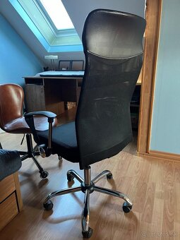 Predám kancelársku stoličku - 3