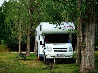 Predám Autokaravan Ford Transit 2.2 TDCi - 3