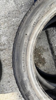 Zimne pneu 2ks 245/45R19 102V - 3