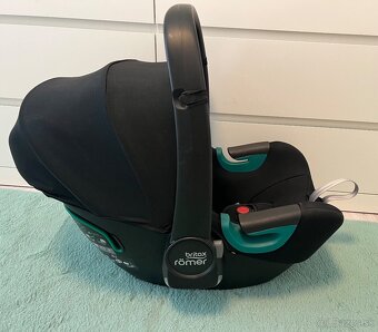 Autosedačka - Britax Römer Baby-Safe iSense - 3