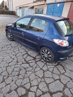 Peugot 206 1.1 - 3