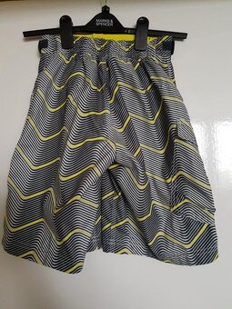 Nike bermudy - šortky -plavky, všité slipky zo sieťoviny, ve - 3