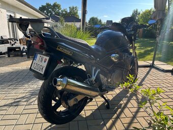 Suzuki Bandit 600 - 3