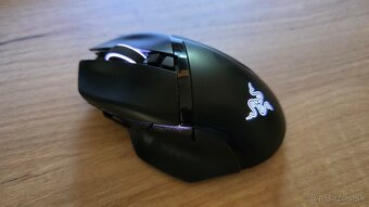 Myš Razer Basilisk Ultimate a klávesnica Razer Ornata V2 - 3