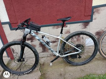 Trek Pro Caliber 29 L - 3