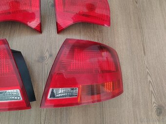 Audi A4 B7 combi zadné svetlá - 3