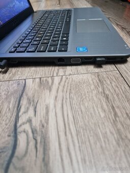 Predam notebook HP - 3