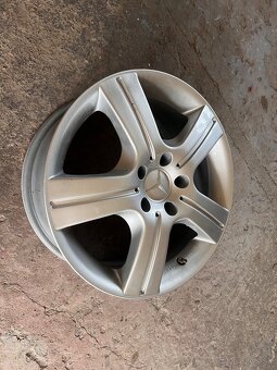 5x112 R17 Mercedes - 3