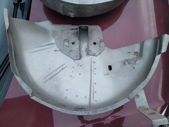 Fiat 500 vnútorne blatníky - 3