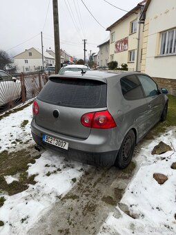 Golf 5 GTi (na opravu) - 3