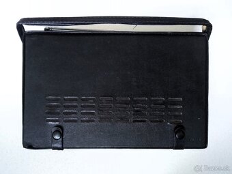 Crown TRF-2200V - 3