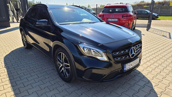 Mercedes-Benz GLA 180 Entry A/T - 3