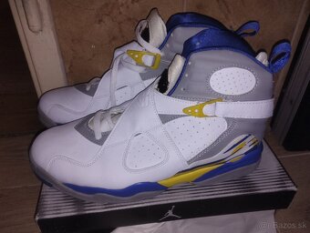 NOVE BOTASKY  AIR JORDAN - 3