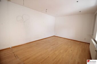 REB.sk ponúka na predaj budovu - centrum Senca - NOVÁ SUPER - 3