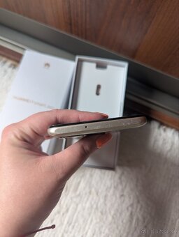 Huawei P Smart 2021 (zlato-ružový)+ príslušenstvo
- 3