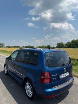 Volkswagen Touran - 3