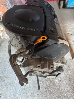 Motor Octavia 1 1.6i 55kw AEE - 3