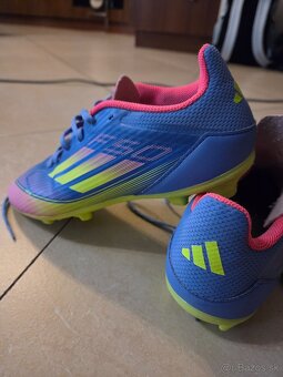 Futbalove kopacky zn. Adidas, vel. 38 - 3