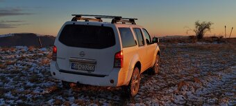 Nissan Pathfnder R51 - 3