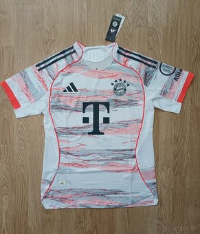 Bayern Mníchov 25/26 Away - 3