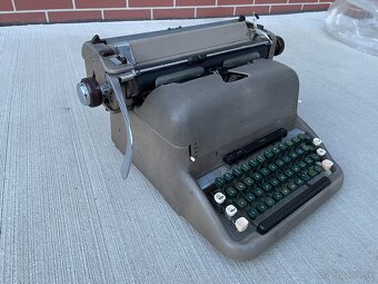 Písací stroj - 3