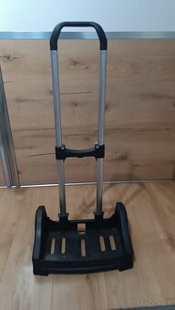 Prenosný nosič na školskú tašku. - 3